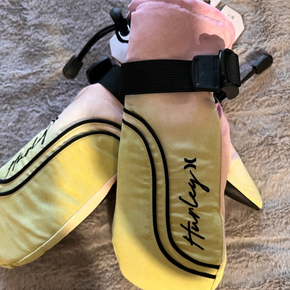 Snow gloves Hurley